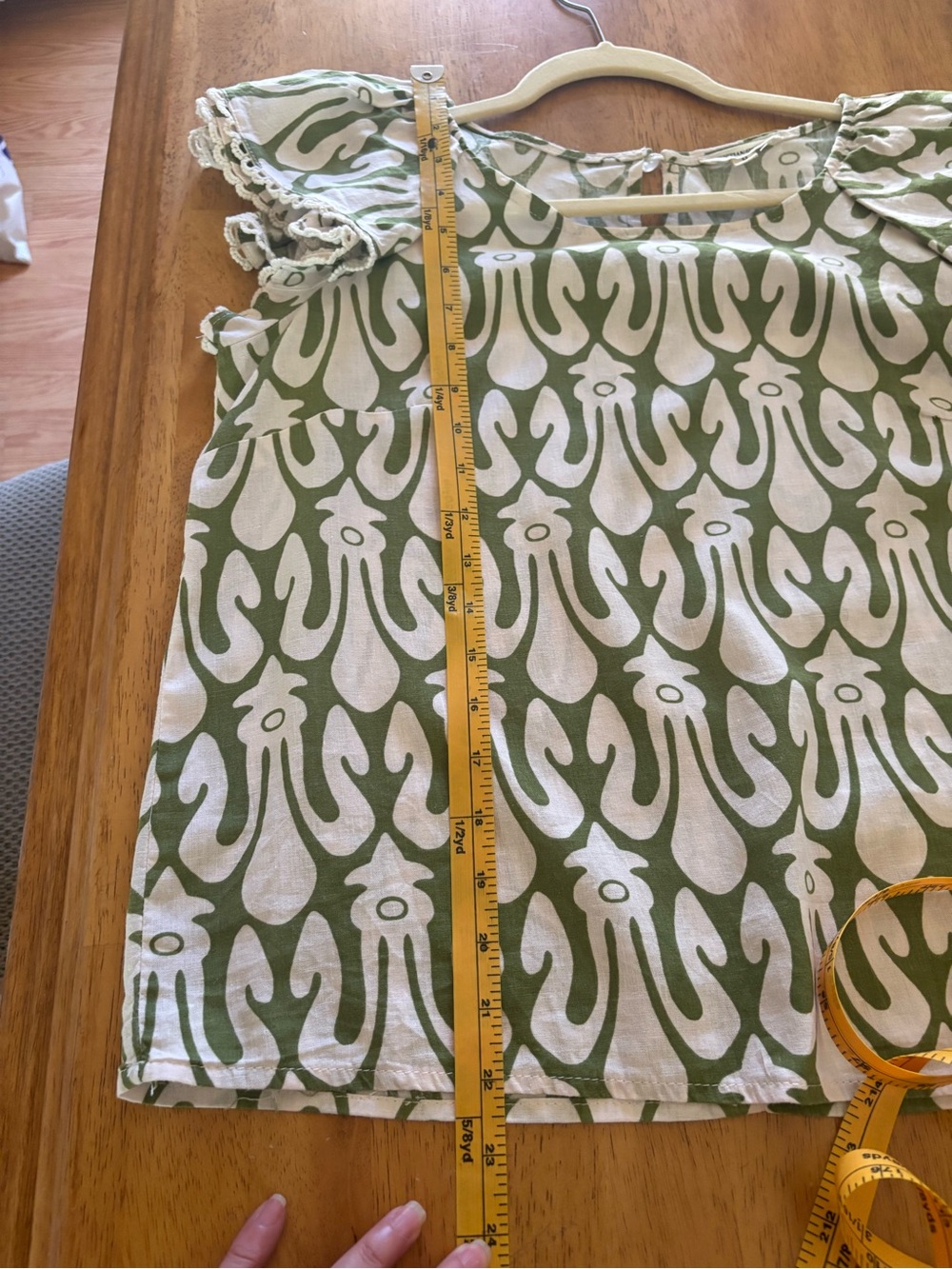 Christian Siriano Olive & Cream Patterned Flutter Sleeve Top - Picture 10 of 11